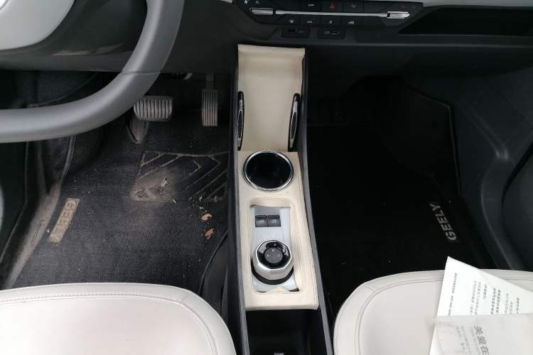 Used Geely Galaxy Panda 2024 Panda Mini 200km Dragon Edition