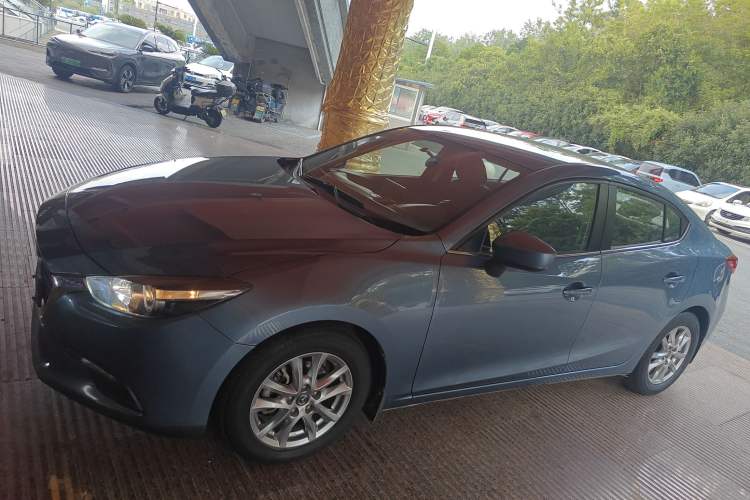 Used Mazda Mazda 3 Axela 2017 Sedan 1.5L Automatic Comfort Model Emission Standard China V
