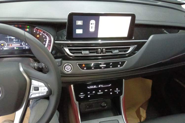 Used Changan CS75 2022 Blue Whale Edition 1.5T DCT Luxury Model
