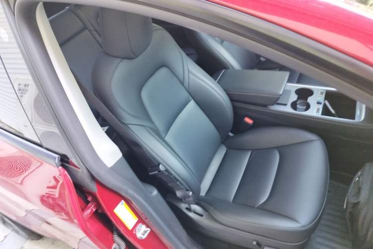 Used Tesla Model Y 2022 Performance High-Performance All-Wheel-Drive Version
