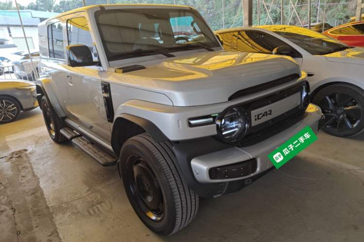 Used  V23 2025 401 Two-Wheel Drive Intelligent Driving Version
