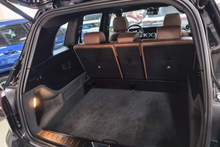 Used Mercedes-Benz GLB 2024 GLB 200 Dynamic Edition