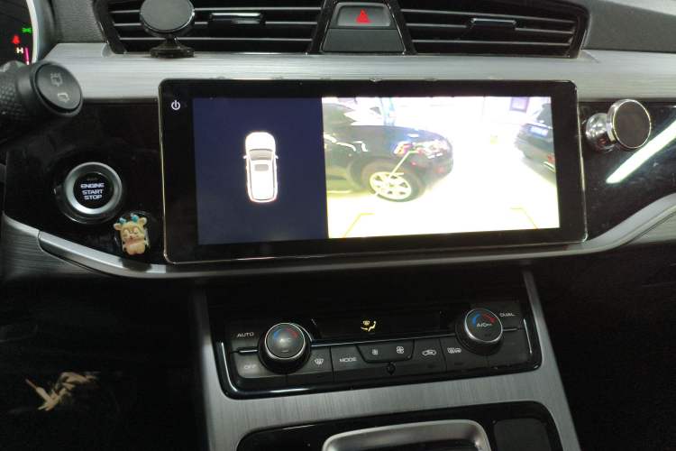 Used Geely Auto Emgrand X7 Sport 2021 Million Edition 1.8TD DCT Two-Wheel Drive Comfort Model
