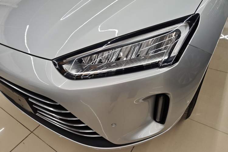 Used Hima AITO M5 2022 Extended-Range Four-Wheel Drive Performance Version
