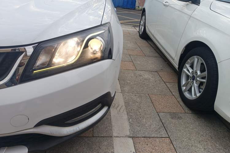 Used Geely Auto Emgrand 2017 Hatchback RS Million Edition 1.5L CVT Upward Version
