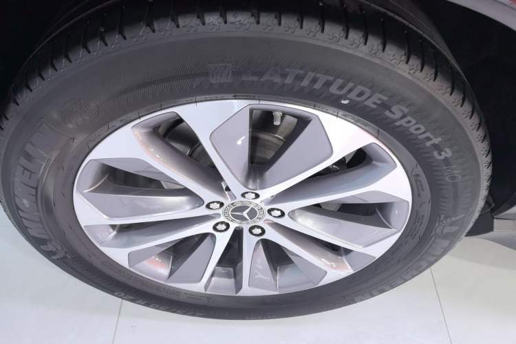 Used Mercedes-Benz GLE 2022 GLE 350 4MATIC Stylish Model
