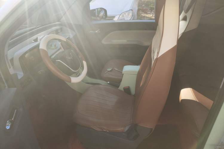 Used Wuling Hongguang MINIEV 2021 Macaron Premium Model – Lithium Iron Phosphate
