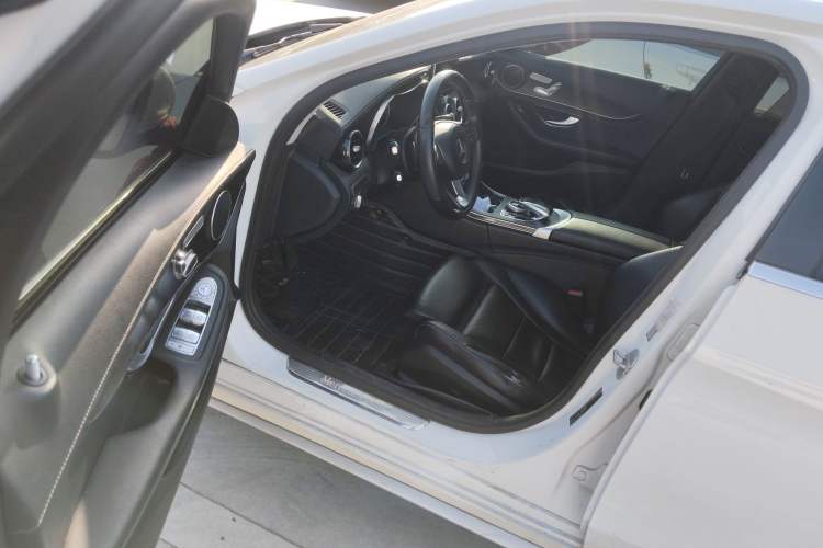 Used Mercedes-Benz C-Class 2015 C 200 L Sport Edition
