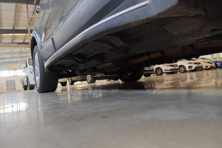 Used Chevrolet Captiva 2015 2.4L 4x4 Flagship Edition 7-Seater
