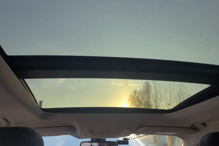 Used Ford Kuga 2017 EcoBoost 180 Two-Wheel-Drive Tiger Leap Model
