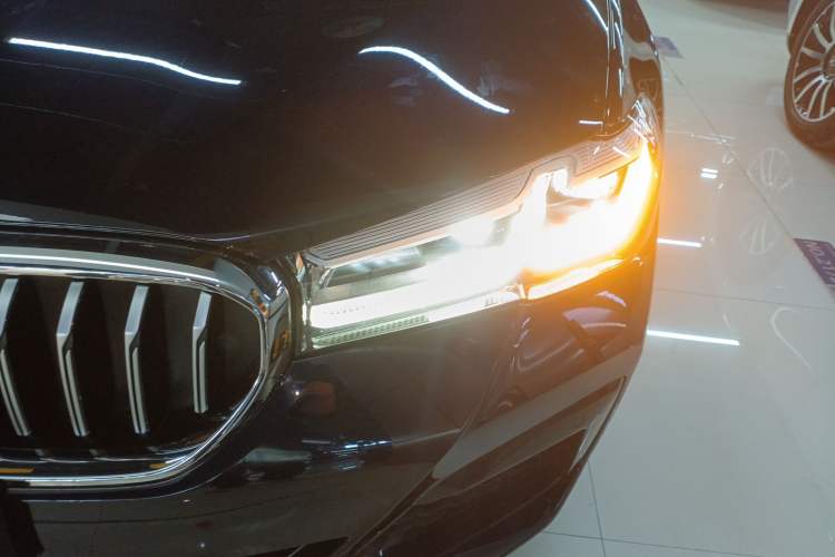 Used BMW 5 Series 2022 Second Facelift 525Li M Sport Package