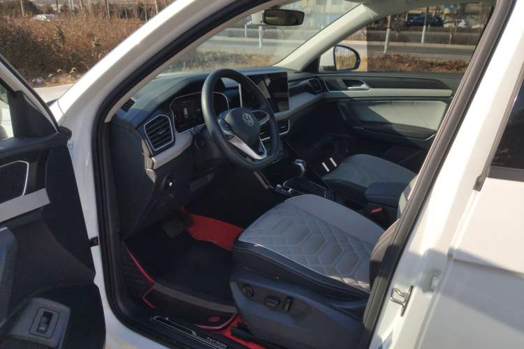 Used Volkswagen Tayron 2023 330TSI Two-Wheel-Drive Luxury Plus Advanced Version