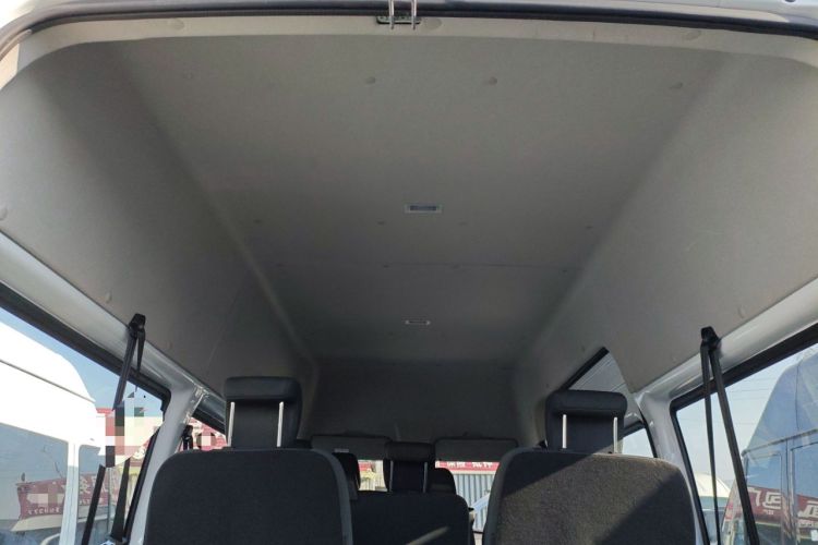 Used JMC Fushun 2023 2.0T Manual Mid-Drive Mid-Roof Commercial Multi-Purpose 7-Seater Passenger Vehicle