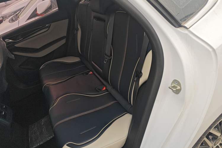 Used BYD Qin PLUS 2021 DM-i 120KM Prestige Model
