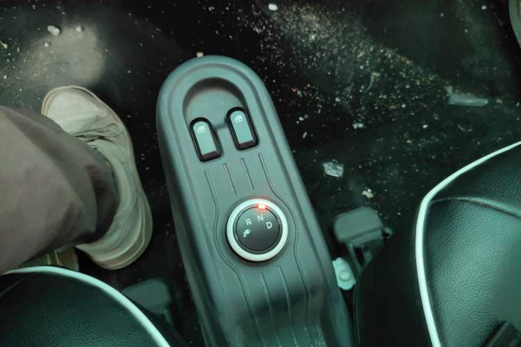 Used Wuling Hongguang MINIEV 2021 Macaron Premium Model – Lithium Iron Phosphate