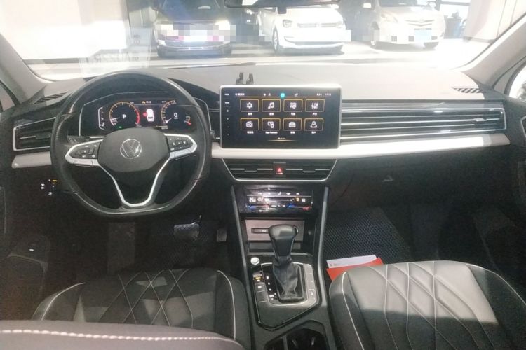 Used Volkswagen Tiguan L 2024 300TSI Automatic Two-Wheel Drive Smart Edition
