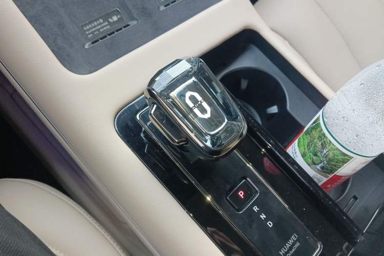 Used Hima AITO M7 2024 1.5T Rear-Drive Plus Version 5 Seats
