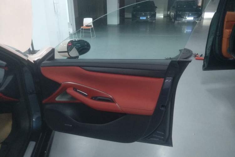 Used  SU7 2024 Four-Wheel Drive Ultra-Long Range Advanced Intelligent Driving Max Edition
