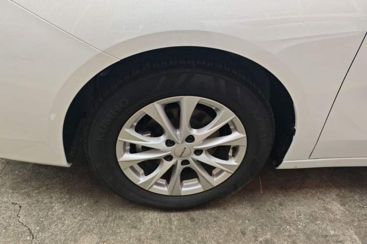 Used Roewe i5 2023 1.5L CVT Luxury Edition
