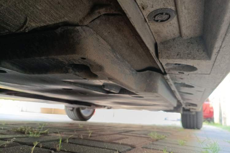 Used Toyota Avalon 2019 Dual-Engine 2.5L XLE Prestige Version China VI Standard
