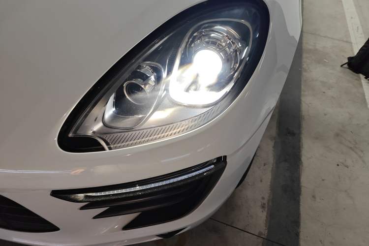 Used Porsche Macan 2017 Macan 2.0T
