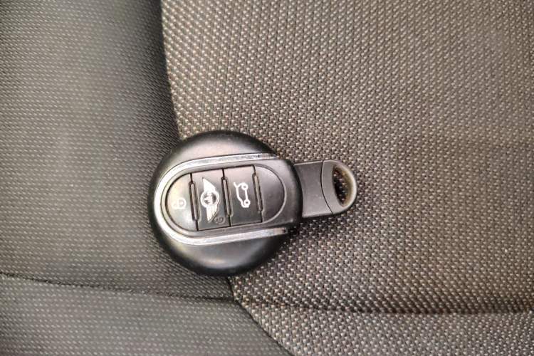 Used  MINI 2016 1.2T ONE
