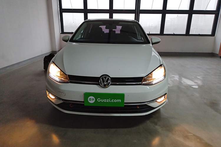 Used Volkswagen Golf 2019 280TSI DSG Comfort Version China VI Standard

