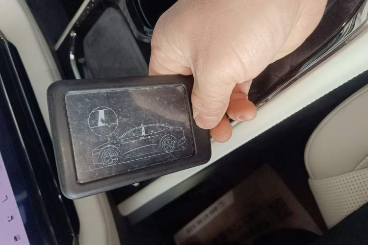 Used Zeekr 009 2024 Six-Seat Executive Version 4WD 108 kWh