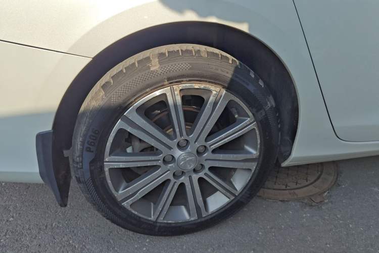 Used Peugeot 408 2014 1.8L Automatic Luxury Edition