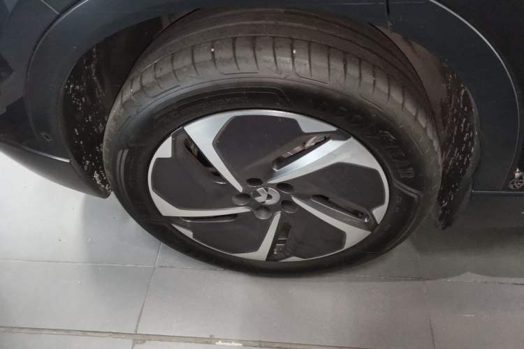 Used Nio ES6 2023 75 kWh
