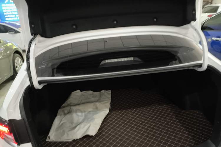 Used Toyota Corolla 2023 1.8L Smart Electric Hybrid Dual-Motor Pioneer Edition