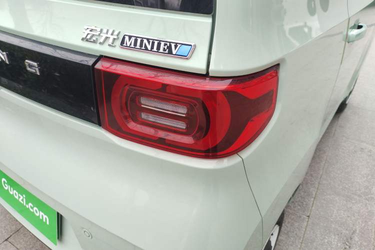 Used Wuling Hongguang MINIEV 2022 Macaron Premium Model – Lithium Iron Phosphate
