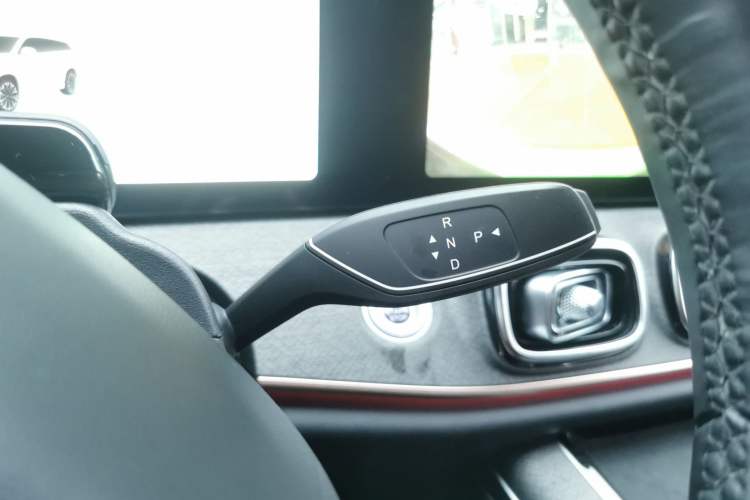 Used Chery Tiggo 9 2023 2.0T Dual-Clutch Two-Wheel Drive Prestige Version 5 Seats
