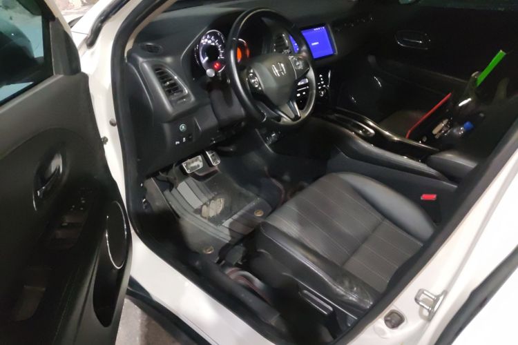 Used Honda Vezel 2015 1.8L CVT 2WD Luxury Model
