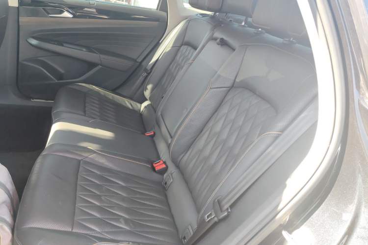 Used Volkswagen Passat New Energy 2020 430 PHEV Hybrid Luxury Edition China VI Standard