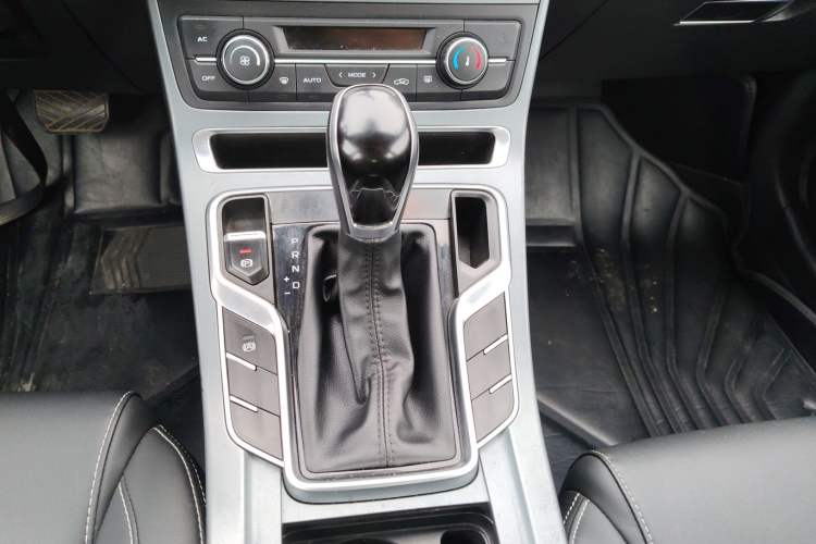 Used Geely Auto Emgrand 2021 UP 1.5L CVT Luxury Model
