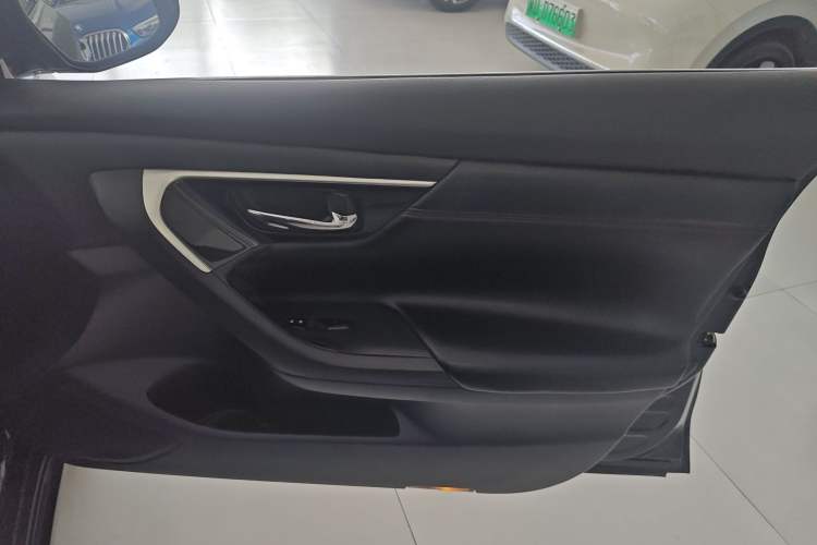 Used Nissan Teana 2016 Revised Version 2.0L XL Comfort Edition
