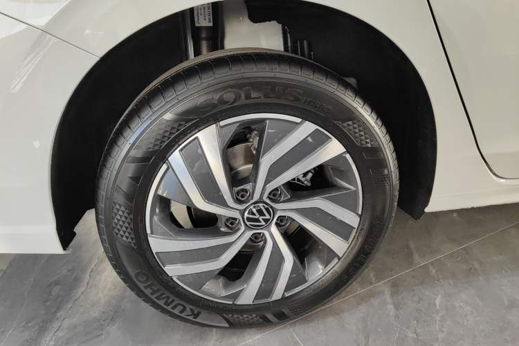 Used Volkswagen Bora 
