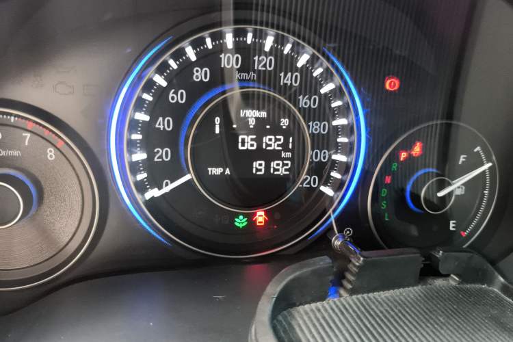 Used Honda Crider 2016 1.8L CVT Luxury Edition
