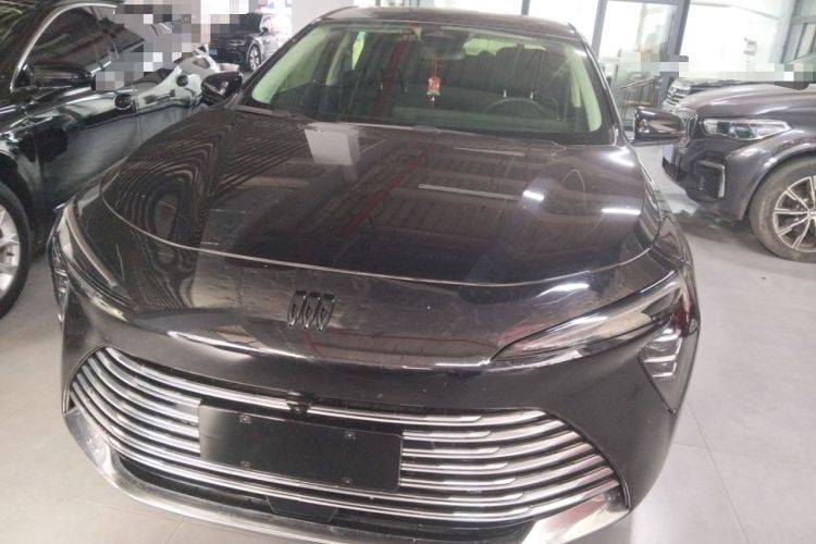 Used Buick LaCrosse 2025 28T Platinum Edition
