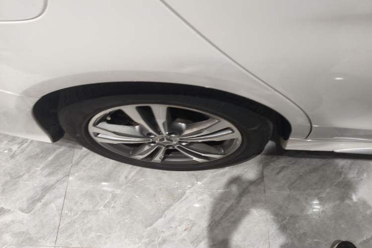 Used Mercedes-Benz C-Class 2017 Facelift C 200 L Sport Edition