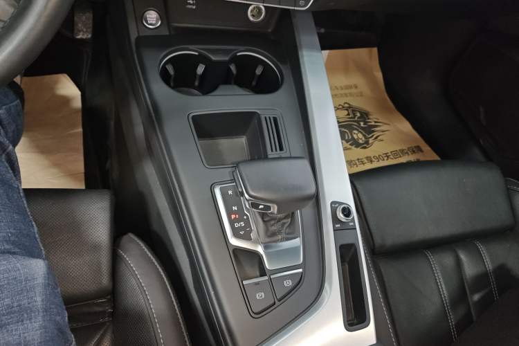 Used Audi A4L 2020 40 TFSI Fashion Dynamic Model
