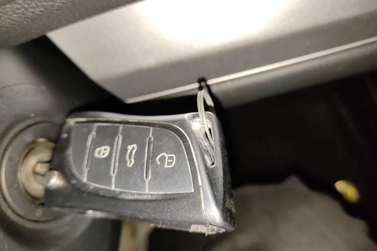 Used Honda CR-V 2016 2.0L two-wheel drive Urban Edition