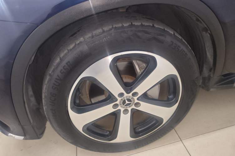 Used Mercedes-Benz GLC 2017 GLC 260 4MATIC Luxury Model