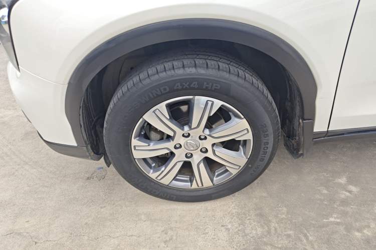 Used GAC Trumpchi GS7 2017 320T Two-Wheel-Drive Luxury Model
