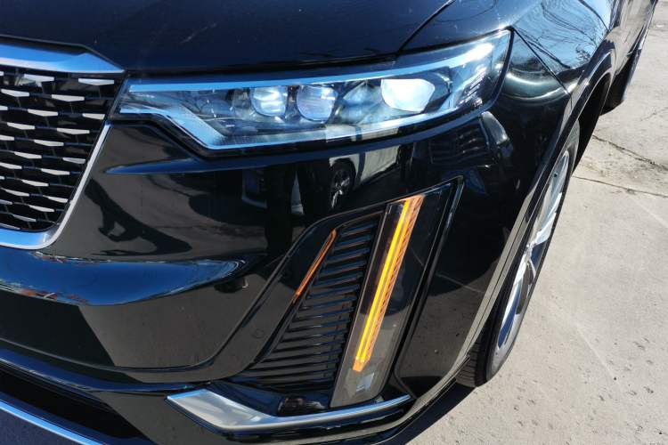 Used Cadillac XT6 2021 28T Six-Seater Four-Wheel-Drive Luxury Version
