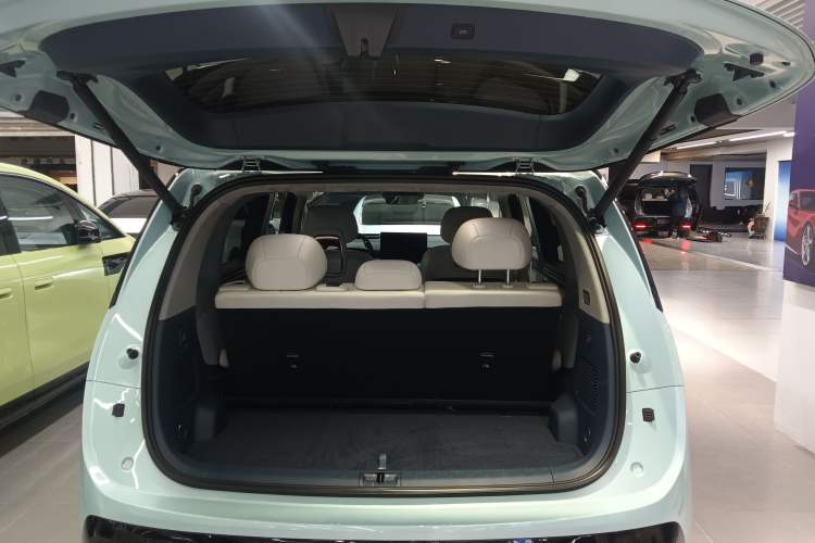 Used Zeekr MIX 2025 Long-Range Intelligent Driving Edition