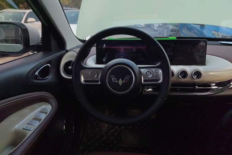 Used Wuling Bingo 2024 410 km Lingxi Deluxe Edition