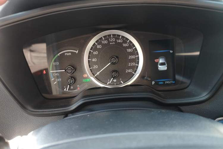 Used Toyota Corolla 2021 Dual-Motor 1.8L E-CVT Elite Edition
