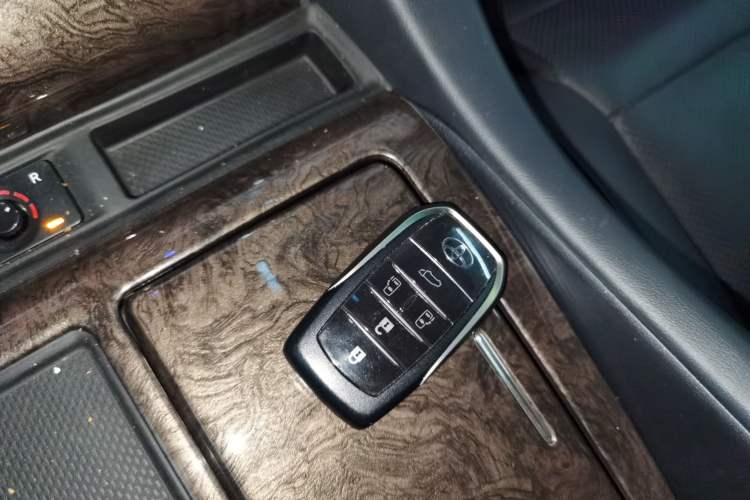 Used Toyota Alphard 2020 Dual-Engine 2.5L Prestige Edition
